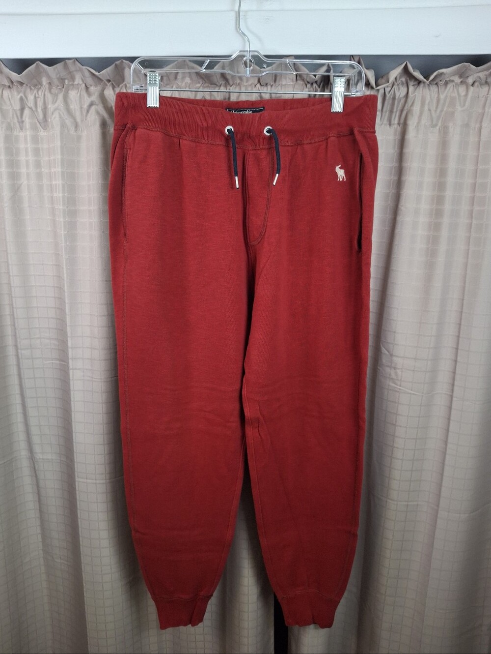 Abercrombie & Fitch Red Joggers Pockets Drawstring Waist Size Medium
